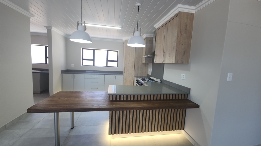 3 Bedroom Property for Sale in Monte Christo Western Cape